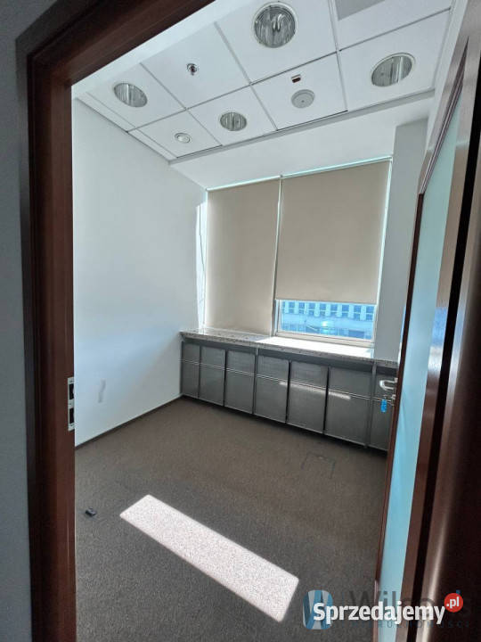 wynajmu lokalu Warszawa 70m2