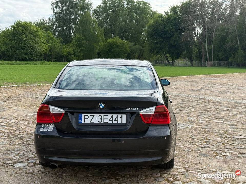 BMW E90 20 Benzyna Lekko uszkodzona