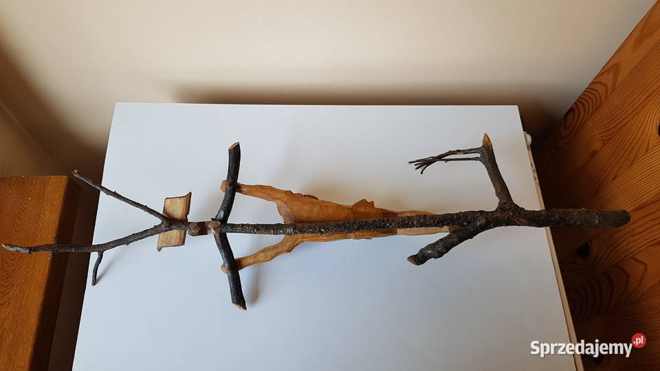 Stara drewniana rzeźba Jezus na krzyżu śląskie Dąbrowa Górnicza
