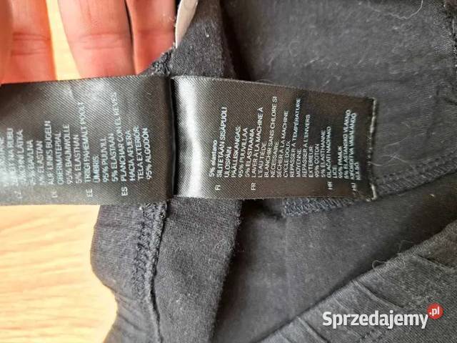 Zestaw Disney HM XS top Mickey czarne szorty Trąbki Wielkie