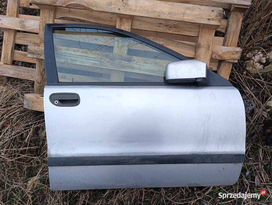 Drzwi prawe przednie prawy przód Volvo v40 9604 Kraków sprzedam