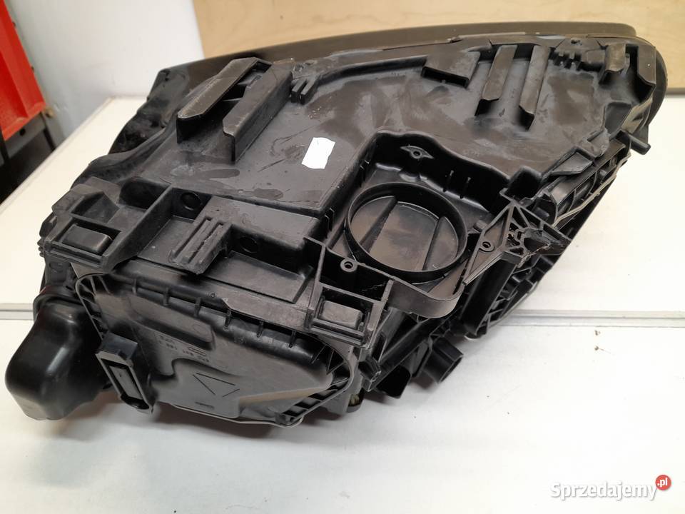 Lampa Przednia Prawa Audi Q5 Zwykła 0812 sprzedam