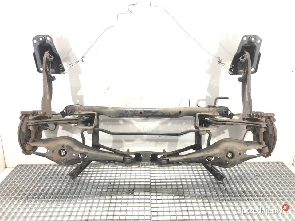 BELKA TYŁ VW GOLF VII Hatchback TYLNA sprzedam