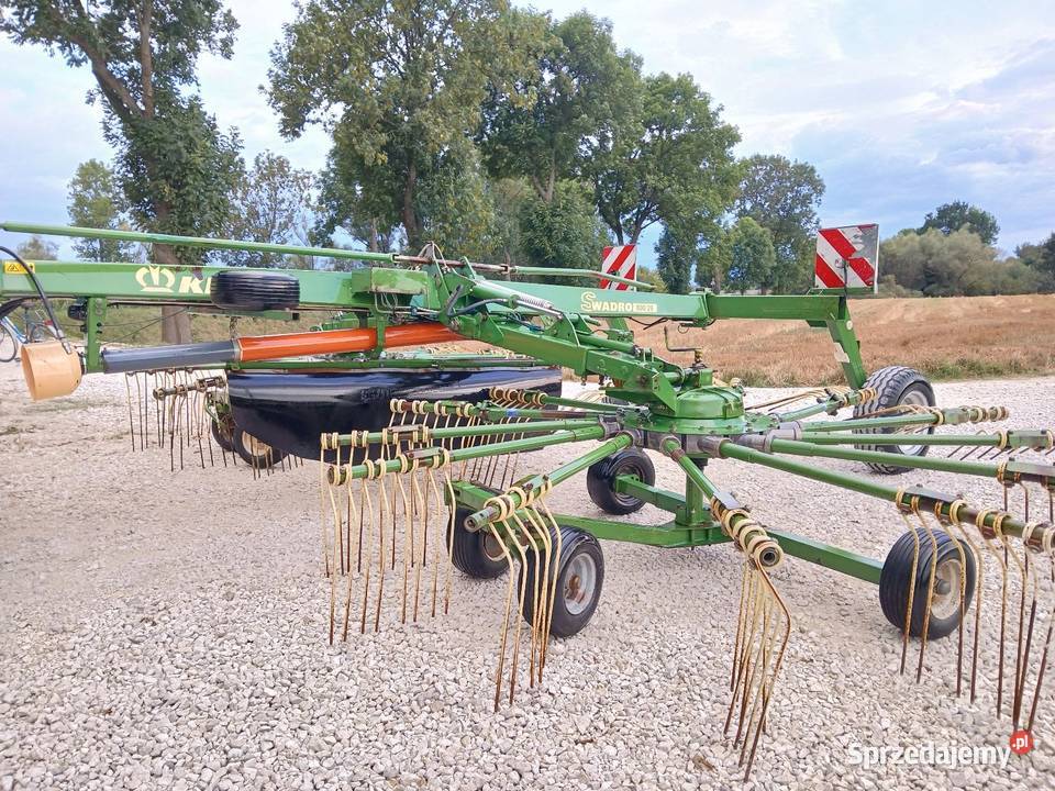 Zgrabiarka Krone Swadro 80026 Zgrabiarki i przetrząsacze Nowy Korczyn