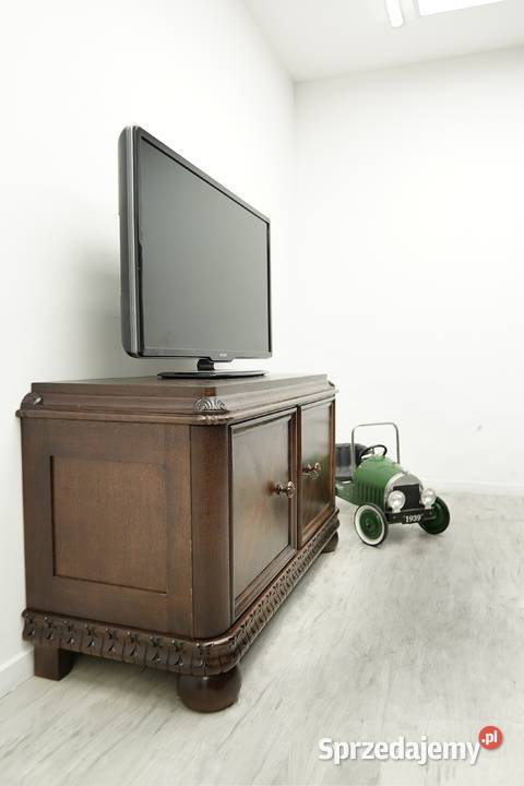 Secesyjna komoda z lat 20tych renowacji