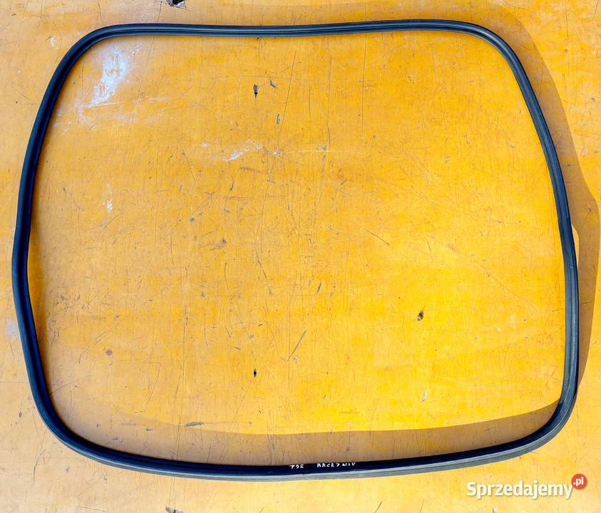 TOYOTA AVENSIS T25 KOMBI USZCZELKA BAGAŻNIKA mazowieckie Radom