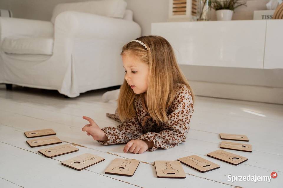 Układanka lewopółkulowa drewniana klucze Zduńska Wola