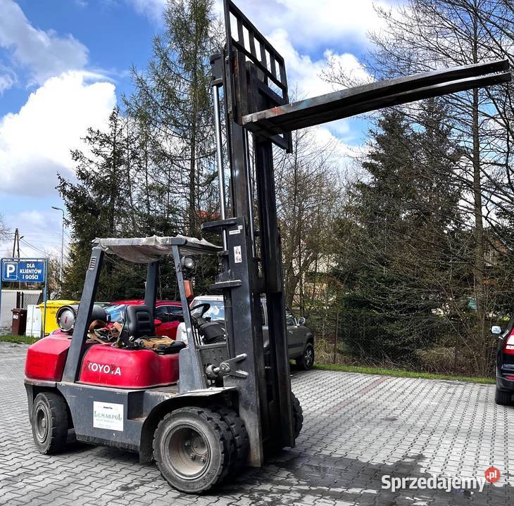 Wózek widłowy TOYOTA 35 t Wadowice