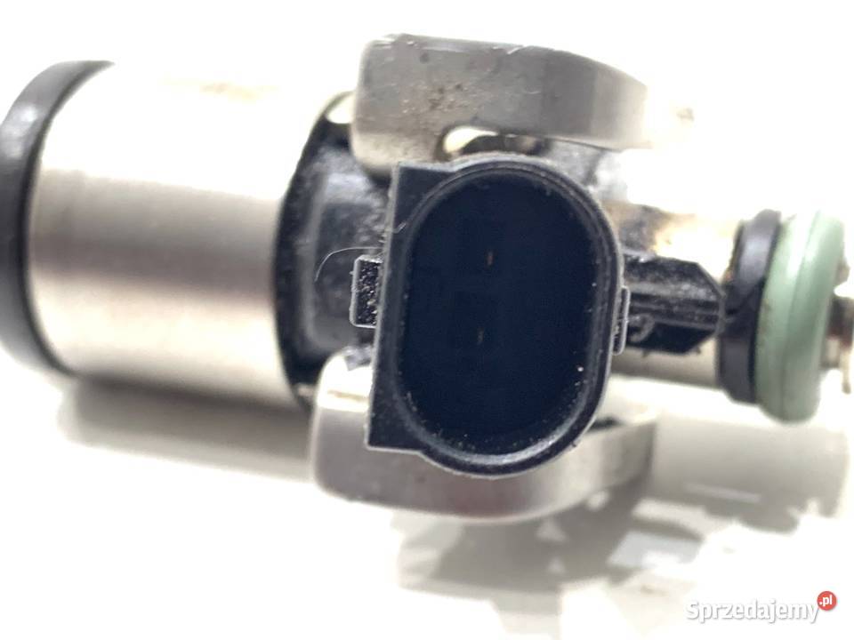 WTRYSKIWACZ HYUNDAI KONA 3531003HC0 16 105 osobowe Wtryskiwacze