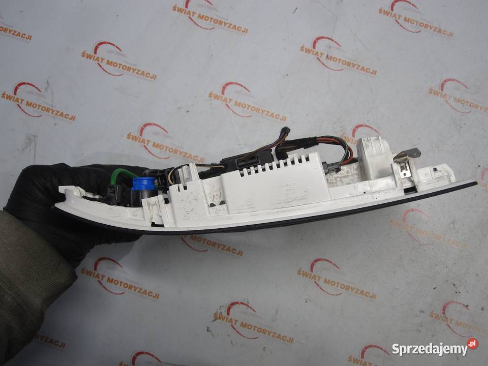 AUDI A1 I 8X lampka podsufitki 8X0947135AJ osobowe Kielce sprzedam