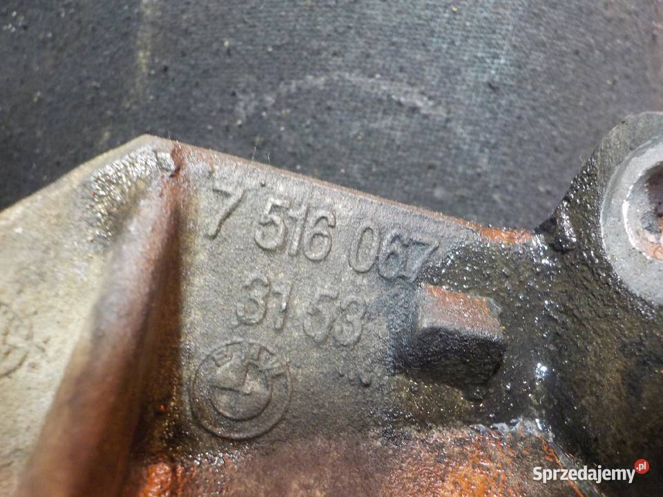 BMW X3 E83 E60 E90 E65 30 D 08r 218 M57 podpora Suków