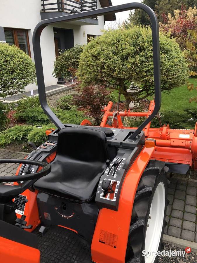Traktorek 4x4 Kubota Aste A19 Japoński traktor