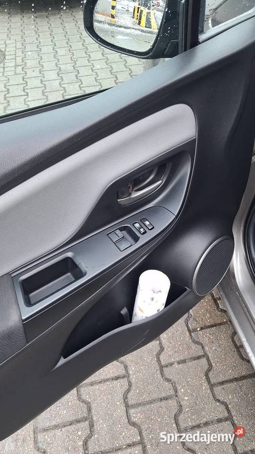 Sprzedam Toyota Yaris 133 Dual Vvti Toruń
