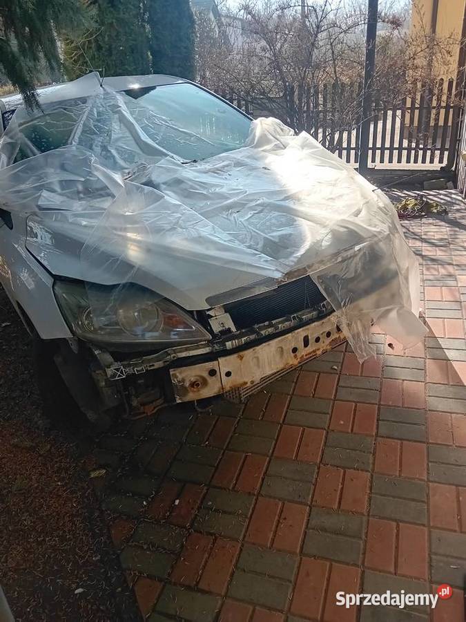 Ford focus 16 diesel stłuczce