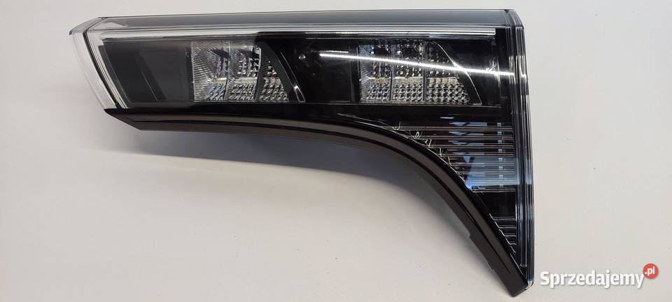 SUZUKI SX4 SCROSS LAMPA PRAWY TYŁ 2024 dolnośląskie