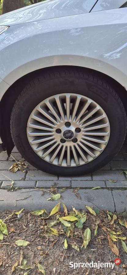 Ford Focus Mk3 Kombi 20 TDCi 2012 Barlinek