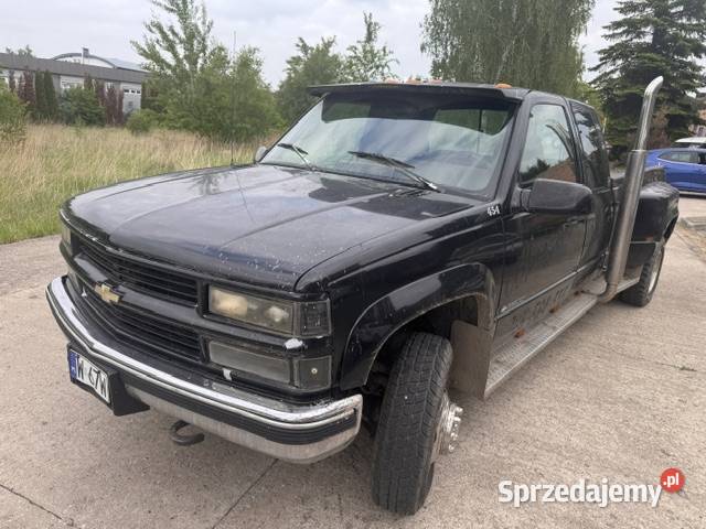 CHEVROLET Silverado 4WD 1995 r syndyka Warszawa