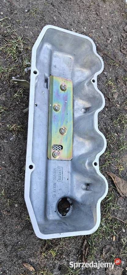 TarpanFSONowaZ epoki pokrywa zaworów Fiat 125 Barlinek