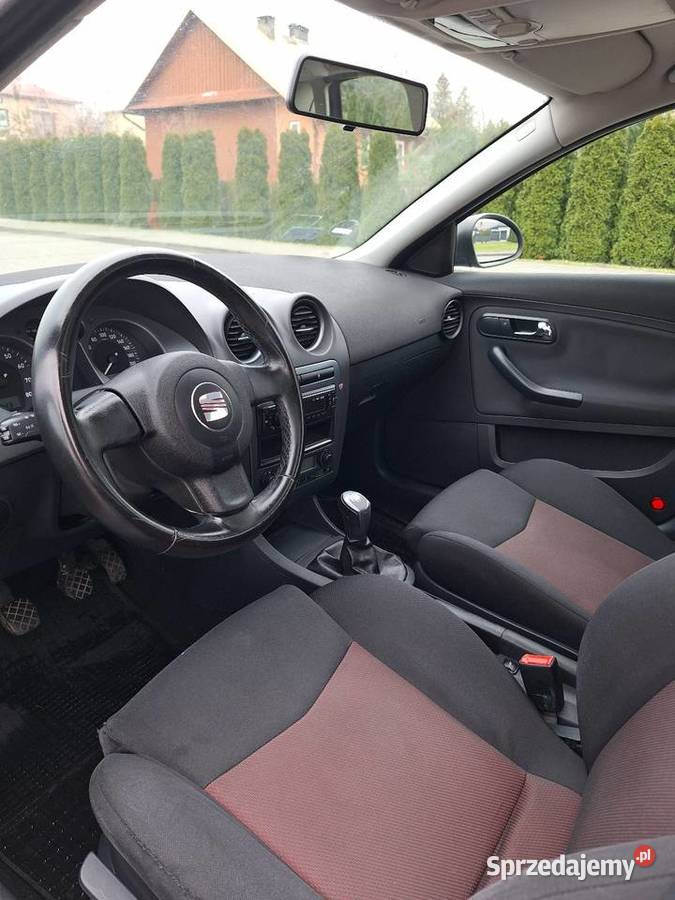 Seat Ibiza 14 benzyna lift climatronic szyberdach sprzedam