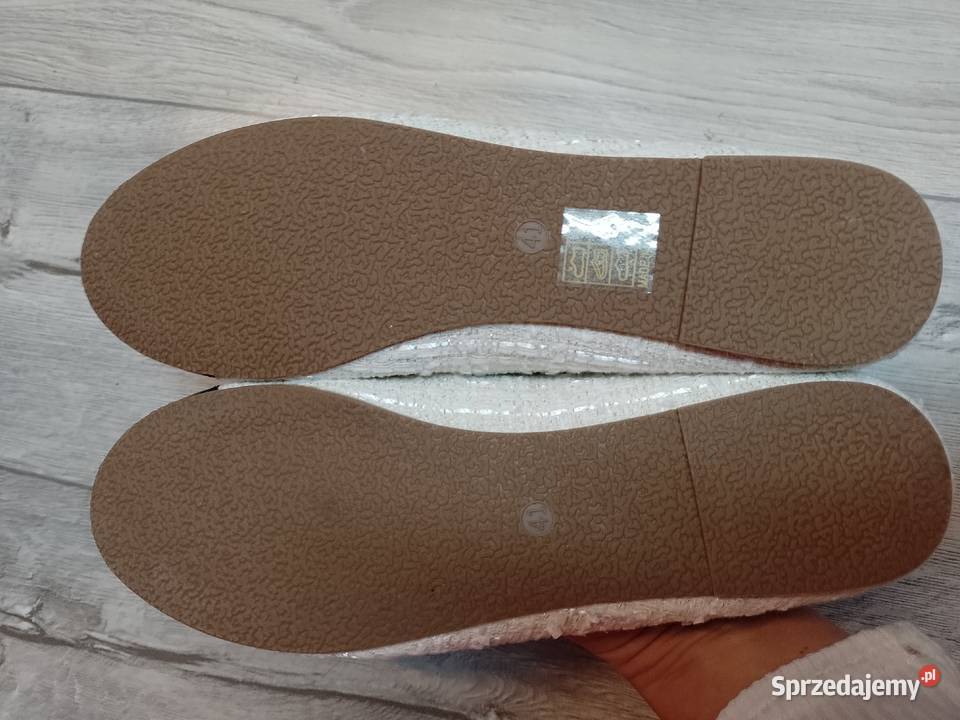 41 Ekskluzywne biało czarne baleriny wieczorowe małopolskie Kraków