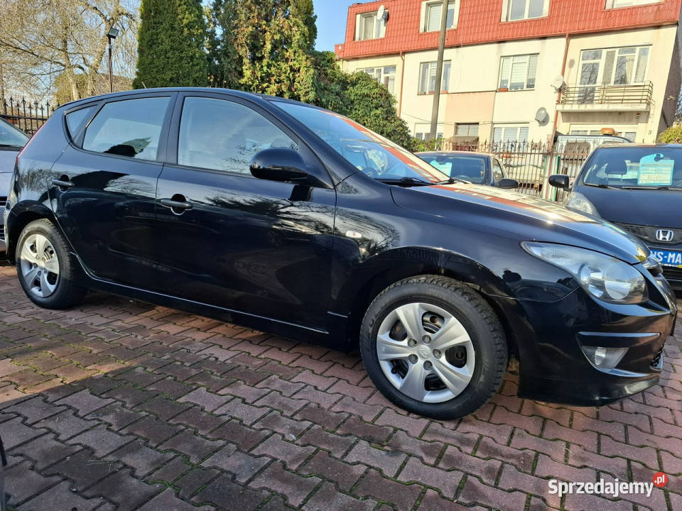 Hyundai i30 16 CRDi 116 Koni Sprowadzony z ABS Lublin