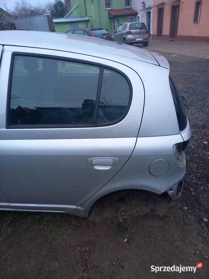 drzwi kompletne lewy tył toyoys yarys 1 Legnica
