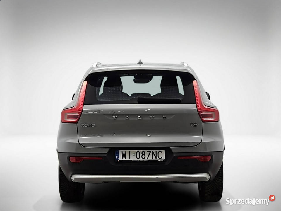 Volvo XC 40 T2 Core aut Z Polskiego Salonu Warszawa