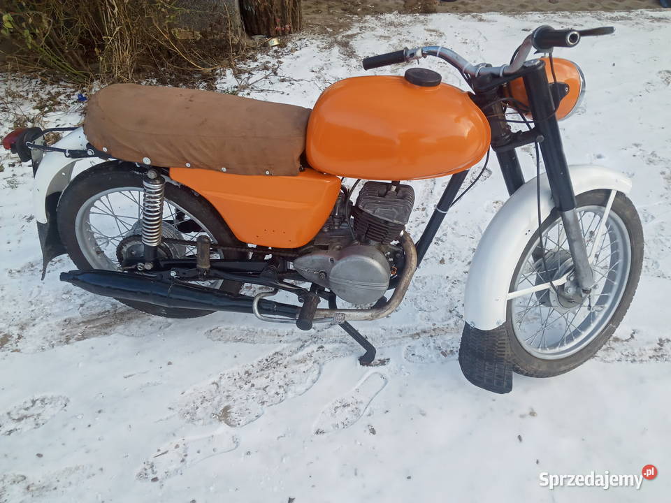 Wsk 125 garbuska Rok produkcji 1976 Błotnowola