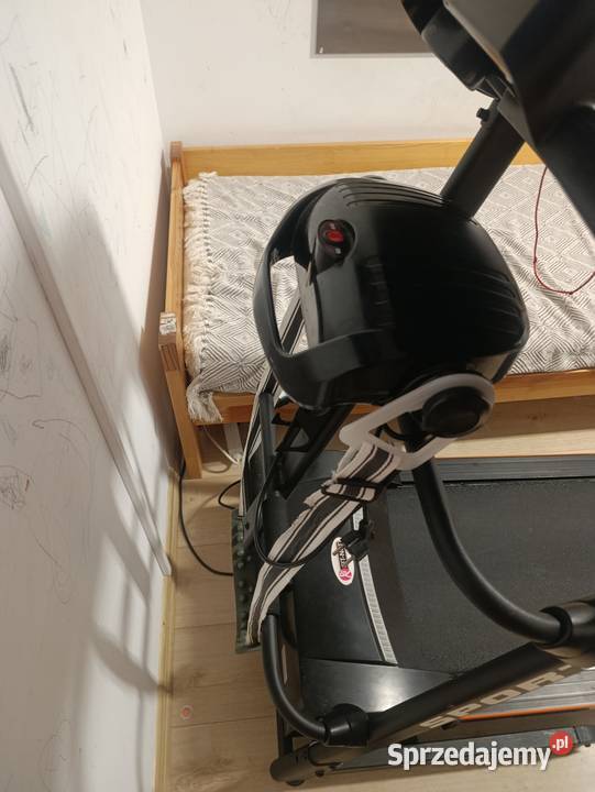 Bieżnia elektryczna GRunner 420 Masażer Stan do Suwałki sprzedam
