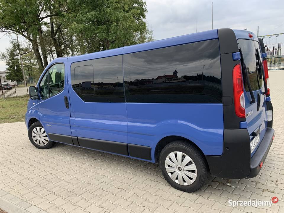 Renault Trafic II long 9 osobowy 20 DCI 115 radio