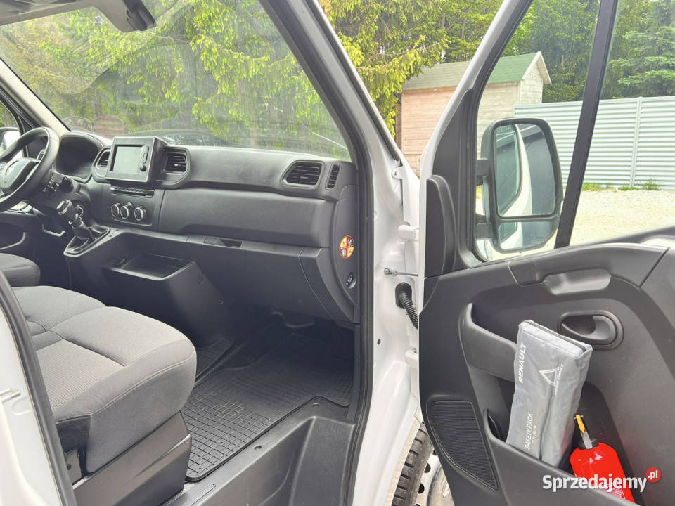 Renault Master średniak L2H2 blaszak 3osobowy