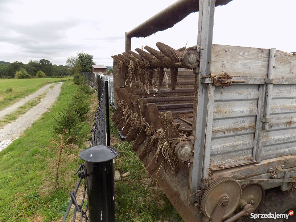 Rozrzutnik obornika dwuosiowy 5 ton Brzezówka sprzedam