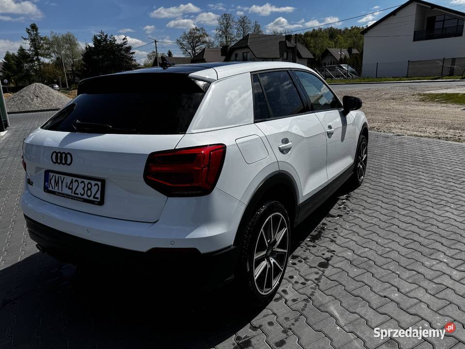 Audi Q2 benzyna krajowy światła LED Myślenice sprzedam