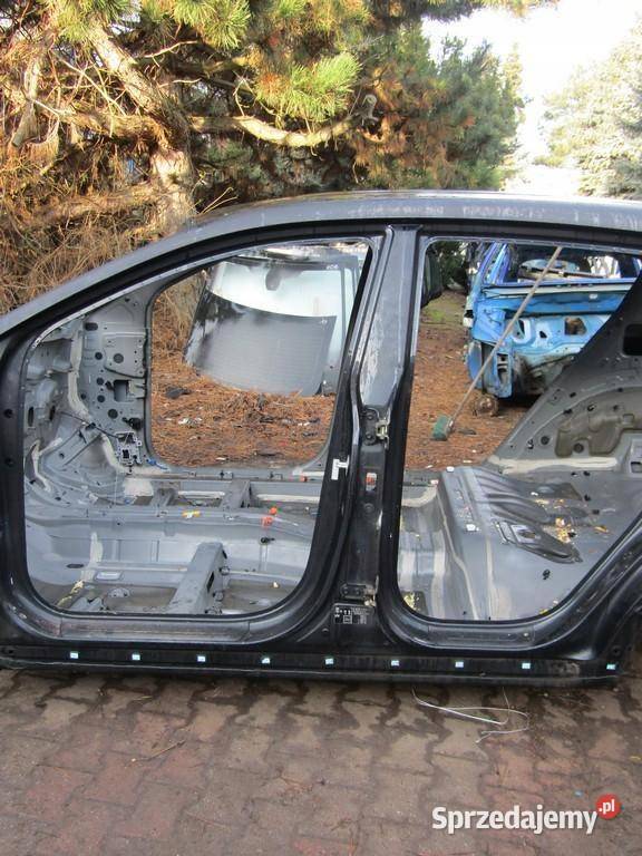 PRÓG SŁUPEK LEWY LEWA BOK KIA SPORTAGE IV Progi lubelskie sprzedam