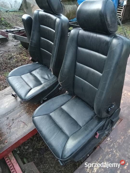 Mercedes W124 czarne boczki skóra skórzane kombi Działyń