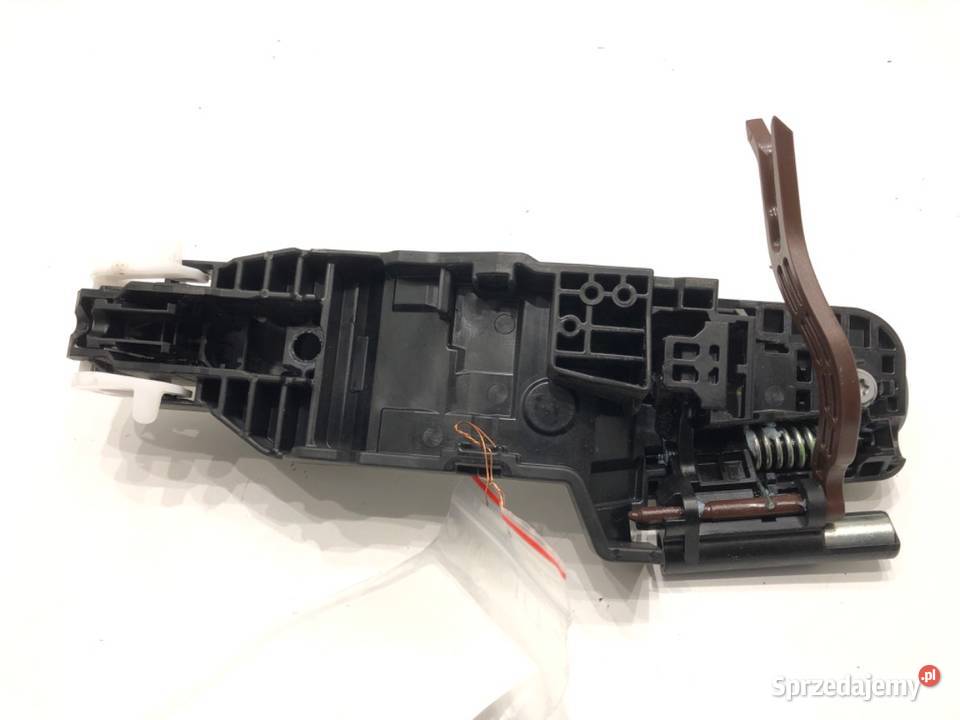 KLAMKA ZEWNĘTRZNA LEWY TYŁ TOYOTA YARIS IV sprzedam