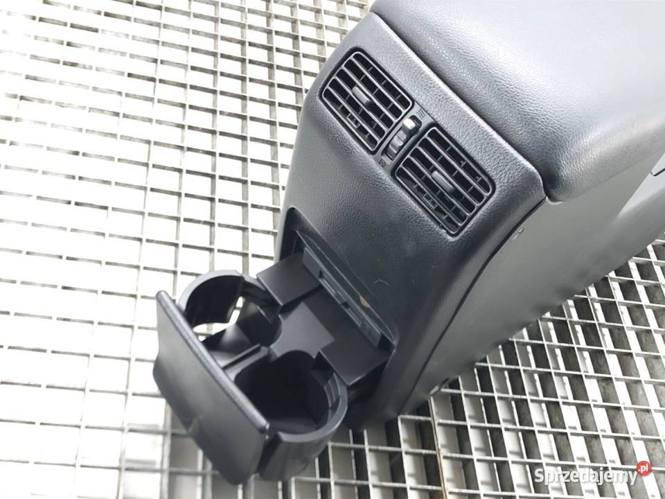 PODŁOKIETNIK NISSAN XTRAIL T31 Hatchback 0718