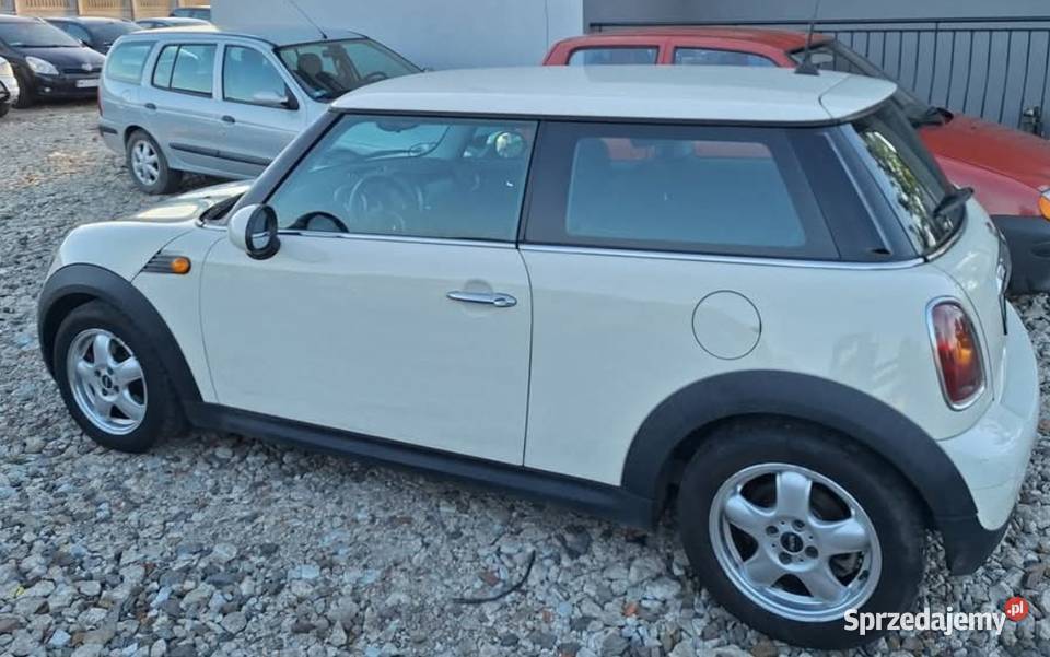 Mini Cooper Super stan Gostynin