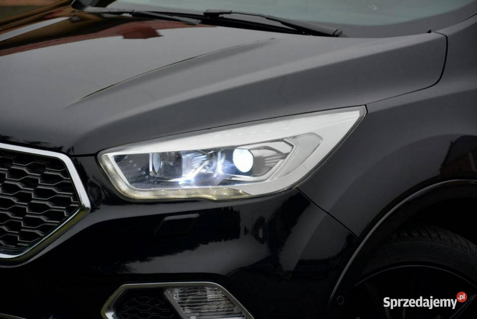 Ford Kuga Vignale 4WD Radar ACC Navi Ledy Skóry