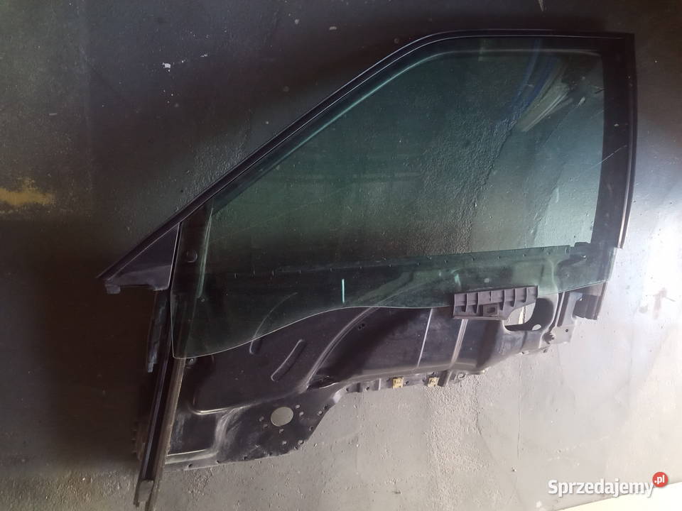 Audi 80 B3 B4 Rama drzwi lewe przód Szyba osobowe Dębica