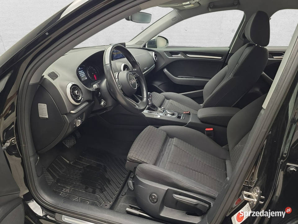 Audi A3 Limousine 8V 2012 A3 Komorniki