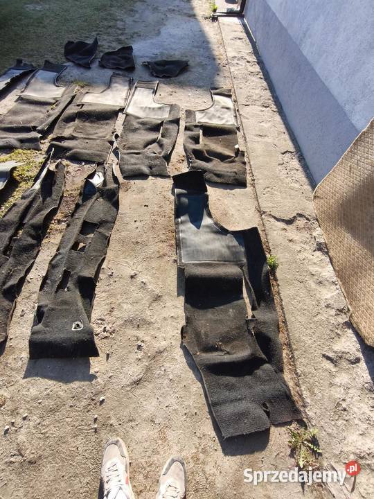 Fiat 126p wykładziny