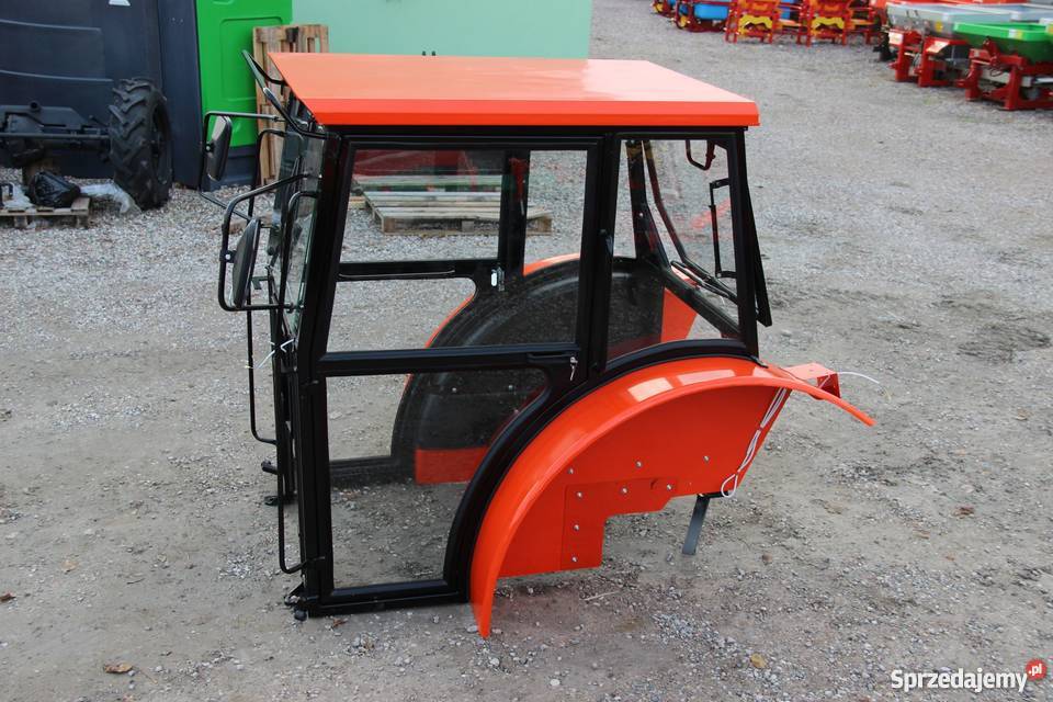 Kabina ciągnikowa sadownicza sadownik MF Szyszka Rogóźno sprzedam