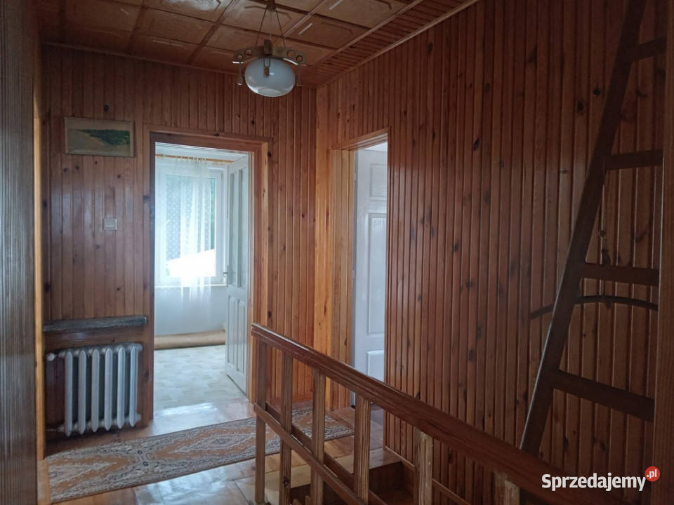 Dom z budynkiem gospodarczym lesie Tomaszów Lubelski