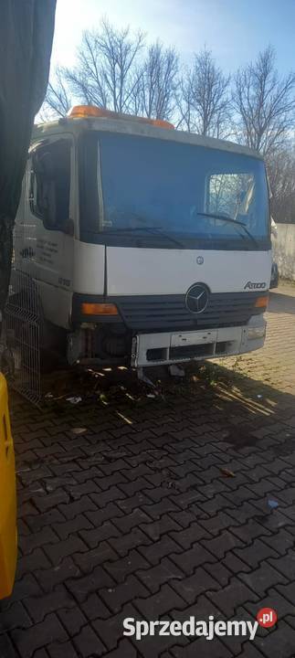 mercedes atego 815 na części 40 skrzynia 6 Rok produkcji 1998 Wałbrzych