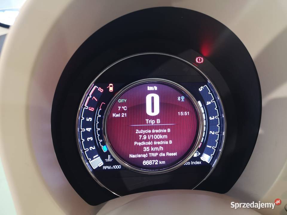 Fiat 500 Lounge Najbogatsza wersja skóry wygląd garażowany Gnojnik sprzedam