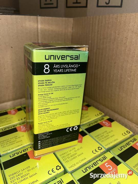 Karton 50 żarówek Universal