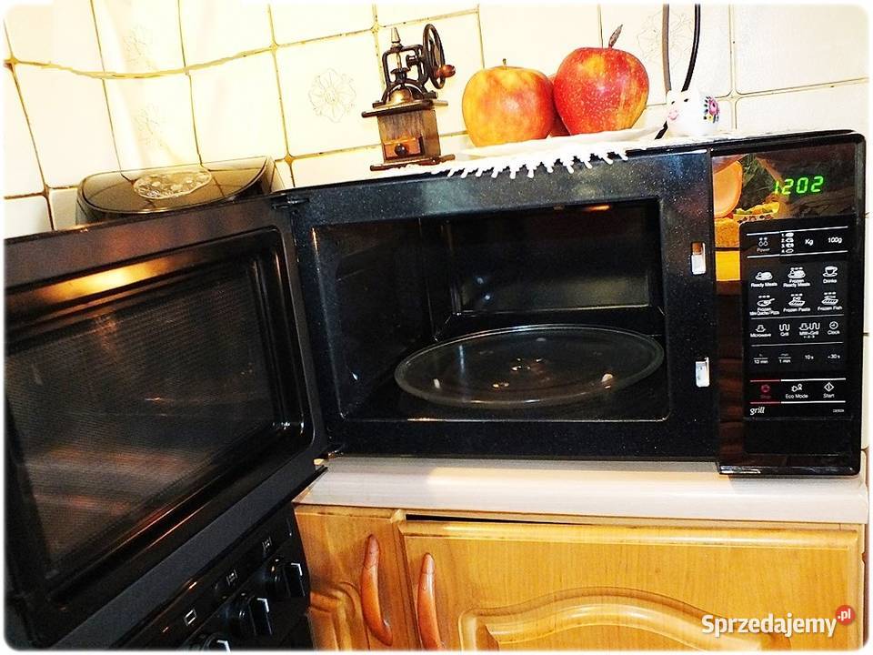 Kuchenka mikrofalowa Samsung GE83X 23L 800W z Żary