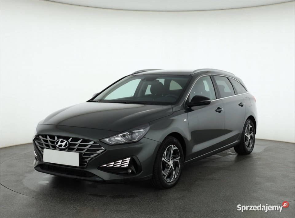 Hyundai i30 15 TGDI MHEV 4/5 Samochody osobowe sprzedam
