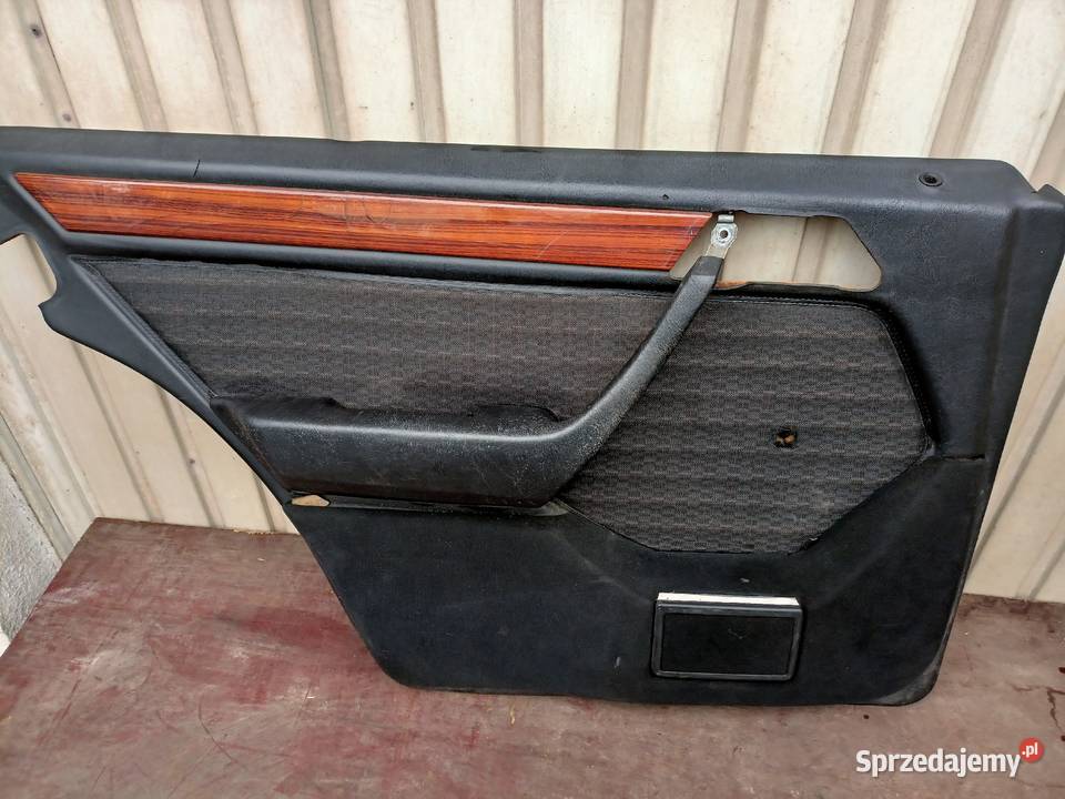 Mercedes W124 boczki drzwiowe czarne tylne prawy świętokrzyskie Skarżysko-Kamienna